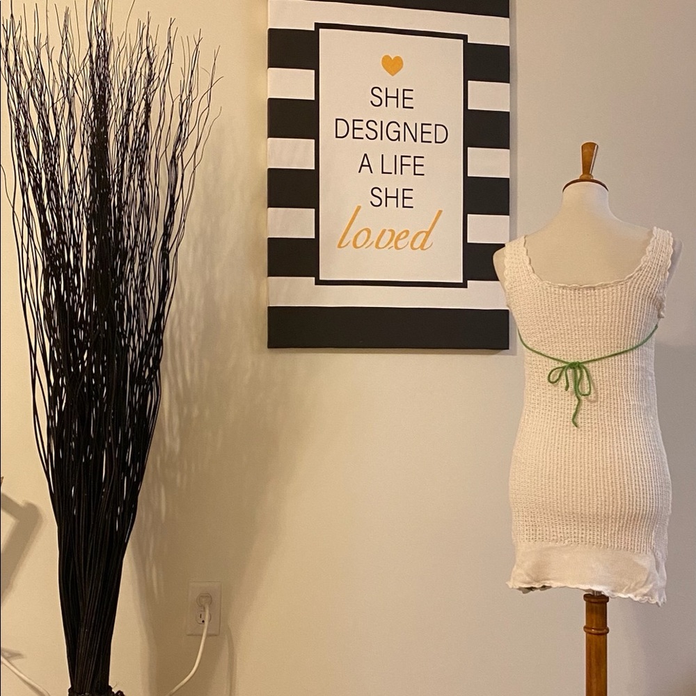 White crochet dress with flowers that ties